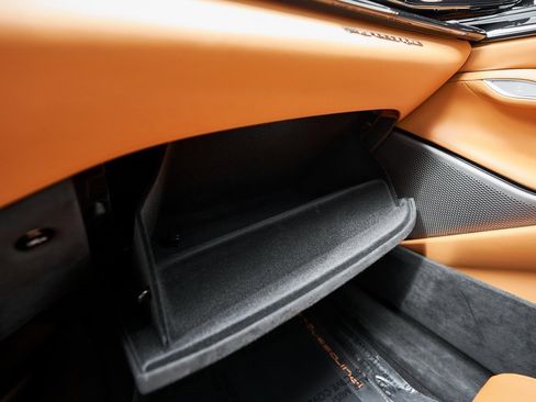 Used 2025 Ferrari Purosangue image 84