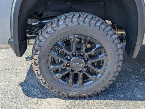 New 2026 Chevrolet Silverado 2500 LT w/ Trail Boss Package AWD/4WD image 3