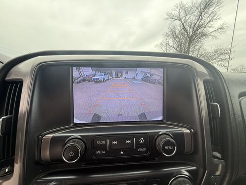 Used 2015 GMC Sierra 2500 SLT w/ All-Terrain HD Package image 21