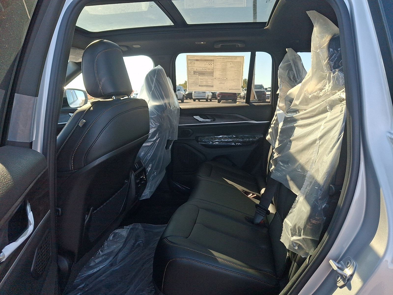 New 2026 Jeep Grand Cherokee Limited AWD/4WD image 5