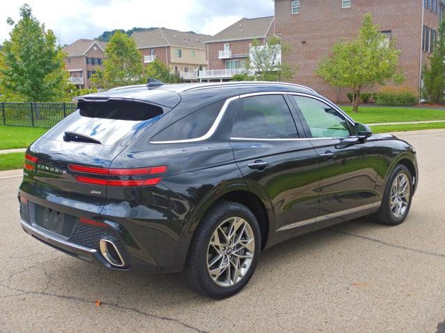 Used 2025 Genesis GV70 2.5T AWD/4WD image 4