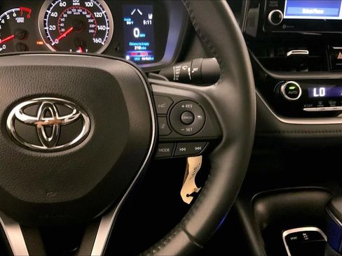Used 2022 Toyota Corolla SE FWD image 19