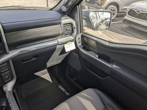New 2025 Ford F150 Lariat w/ Equipment Group 501A Mid image 17