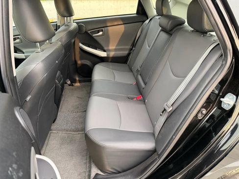 Used 2014 Toyota Prius Four FWD image 42