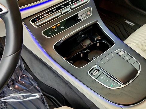 Used 2021 Mercedes-Benz E 350 4MATIC Sedan w/ Premium Package image 15