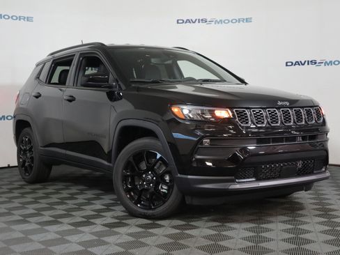 New 2026 Jeep Compass Latitude w/ Quick Order Package 29K image 2