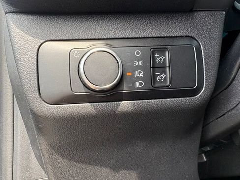 Certified 2025 Ford Escape Active AWD/4WD image 21