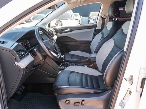 Used 2022 Volkswagen Taos SEL w/ Panoramic Sunroof Package FWD image 20