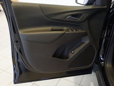 Used 2024 Chevrolet Equinox LT w/ LPO, Floor Liner Package FWD image 23