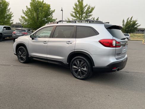 Used 2022 Subaru Ascent Onyx Edition AWD/4WD image 3