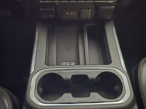 Used 2020 GMC Sierra 2500 AT4 w/ AT4 Premium Package image 23