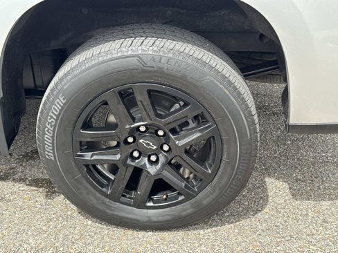 Used 2021 Chevrolet Silverado 1500 Custom w/ Rally Edition image 4