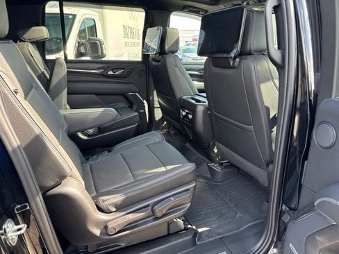 Used 2024 GMC Yukon XL Denali w/ Advanced Technology Package AWD/4WD image 50