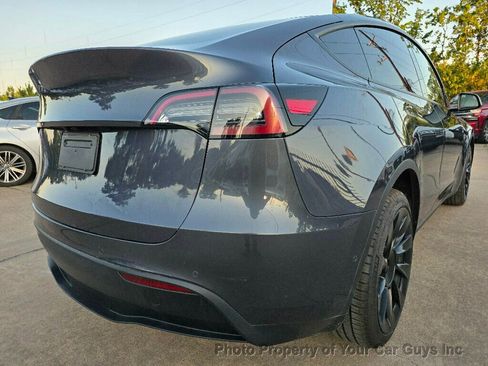 Used 2022 Tesla Model Y Long Range AWD/4WD image 14