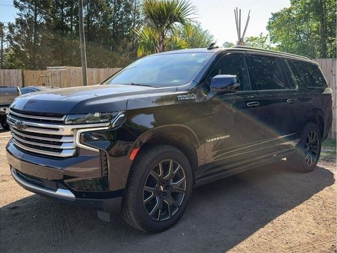 Used 2021 Chevrolet Suburban High Country w/ Premium Package AWD/4WD image 1