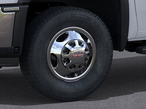 New 2026 GMC Sierra 3500 SLT w/ SLT Convenience Package AWD/4WD image 9