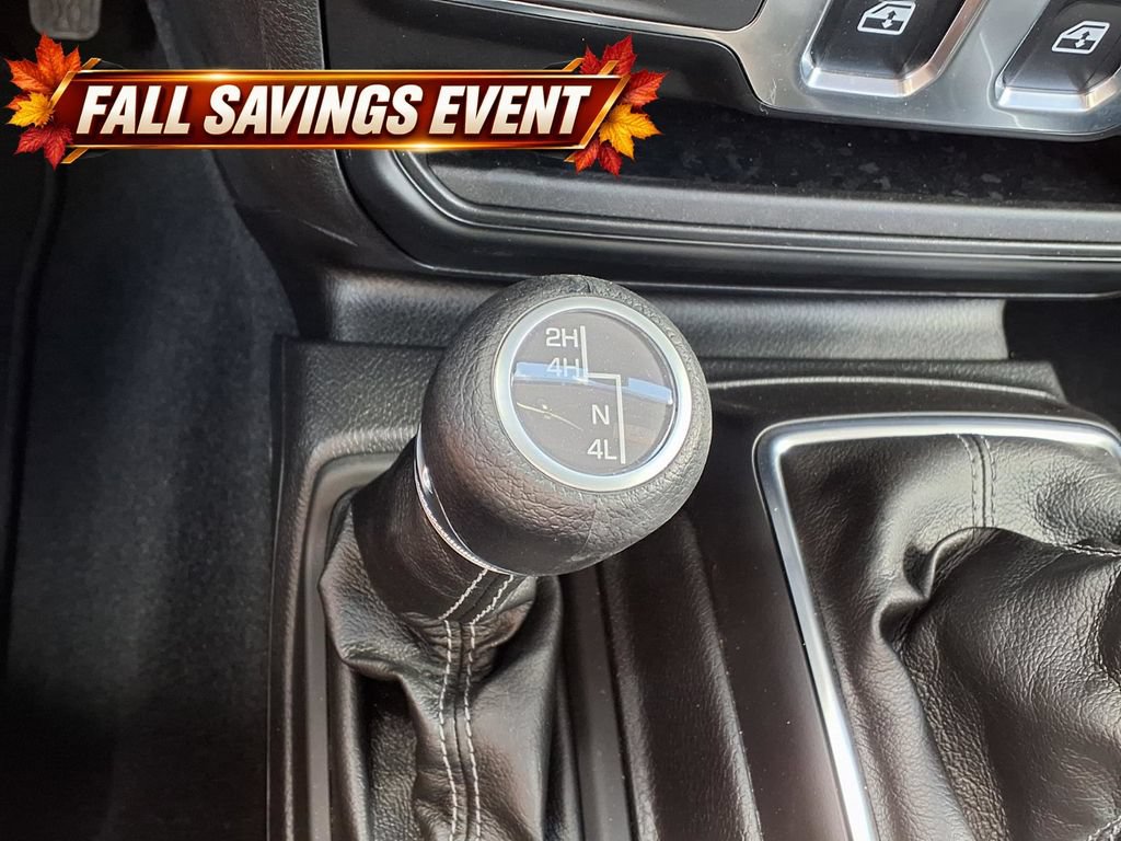 Used 2025 Jeep Wrangler Sport AWD/4WD image 29