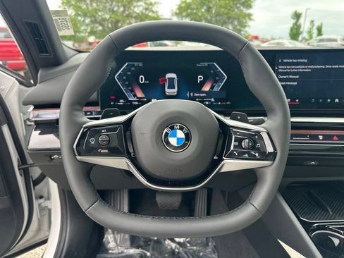 New 2026 BMW 530i xDrive w/ Premium Package AWD/4WD image 29