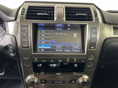 Used 2018 Lexus GX 460 w/ Navigation Package AWD/4WD image 21