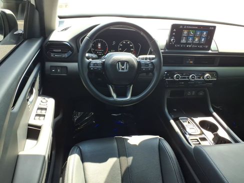 Used 2023 Honda Pilot EX-L image 10