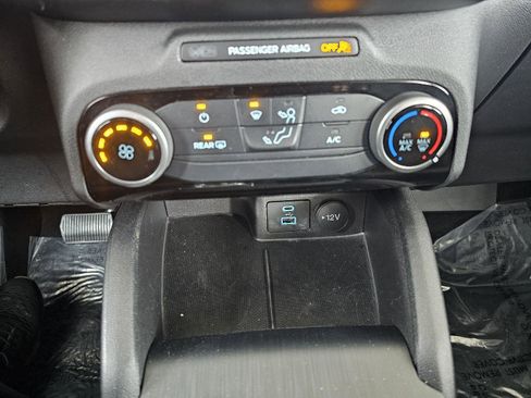 Used 2022 Ford Escape S image 26