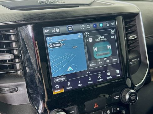 Used 2024 RAM 1500 Laramie image 26