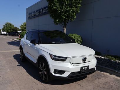 Used 2021 Volvo XC40 P8 Recharge w/ Advanced Package