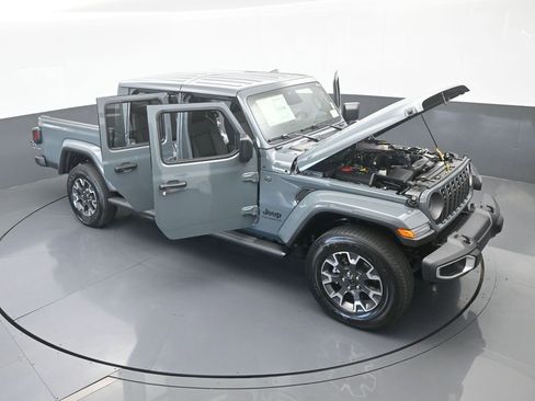 New 2026 Jeep Gladiator Sport image 62
