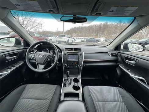 Used 2017 Toyota Camry LE image 14