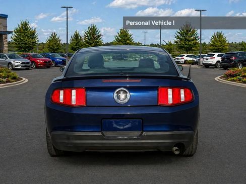 Used 2010 Ford Mustang GT RWD image 4