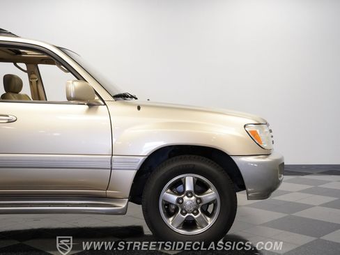 Used 2006 Toyota Land Cruiser image 31