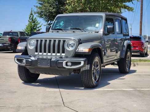 Used 2023 Jeep Wrangler Unlimited Sahara w/ Cold Weather Group AWD/4WD image 2