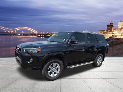Used 2018 Toyota 4Runner SR5 Premium AWD/4WD image 1