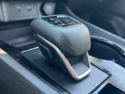Used 2023 Nissan Rogue SV FWD image 17
