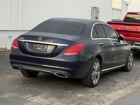 Used 2015 Mercedes-Benz C 300 Sedan image 3