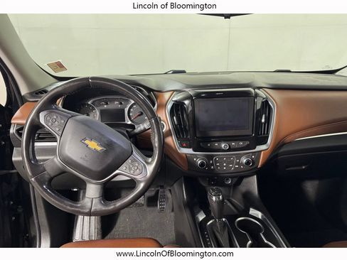 Used 2019 Chevrolet Traverse High Country AWD/4WD image 16