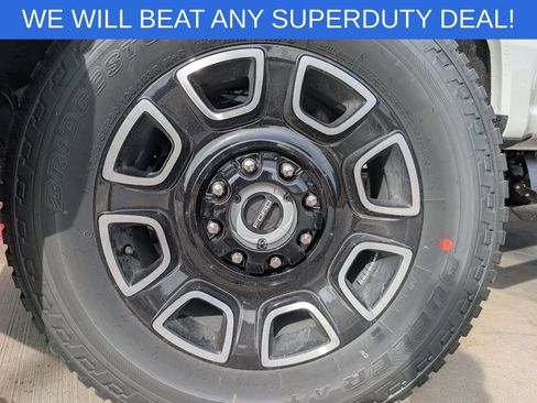 New 2026 Ford F350 Platinum w/ FX4 Off-Road Package AWD/4WD image 10