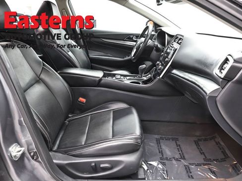 Used 2023 Nissan Maxima SV w/ Floor Mat Group FWD image 25