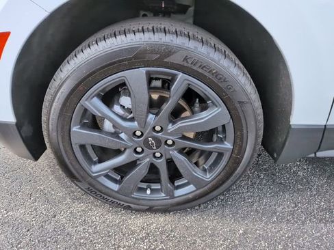 Certified 2024 Chevrolet Equinox RS AWD/4WD image 11