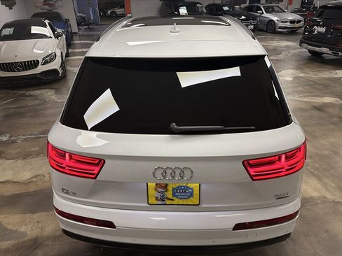 Used 2018 Audi Q7 3.0T Prestige w/ Prestige Package AWD/4WD image 16
