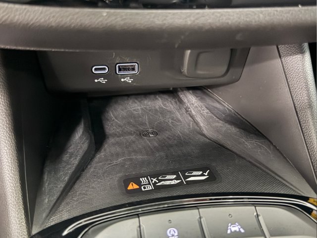 Used 2025 Buick Envista Sport Touring w/ Convenience I Package FWD image 26