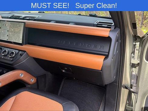 Used 2023 Land Rover Defender 110 X image 20