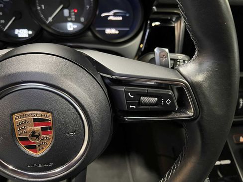 Used 2024 Porsche Macan image 56