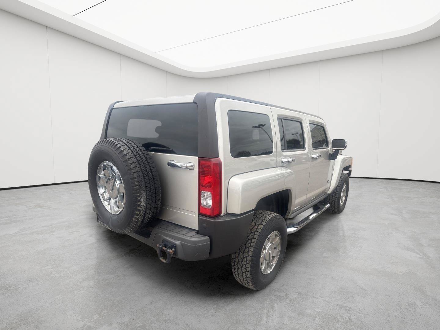 Used 2008 HUMMER H3 Luxury AWD/4WD image 7