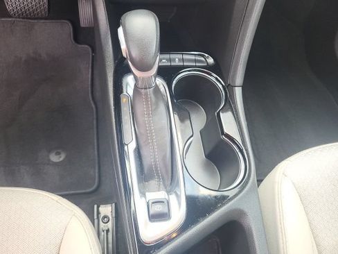 Used 2023 Buick Encore GX Select FWD image 38