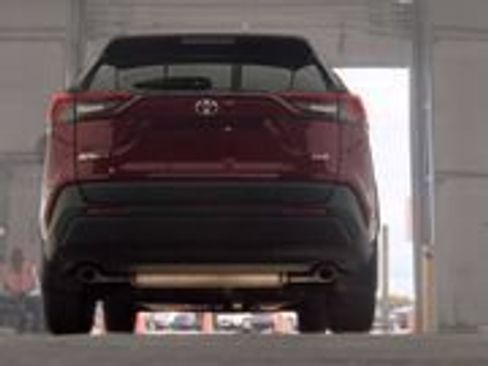 Certified 2025 Toyota RAV4 XLE w/ Convenience Package FWD image 7