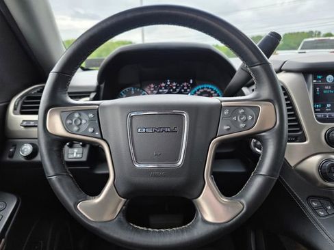 Used 2019 GMC Yukon Denali w/ Open Road Package AWD/4WD image 32