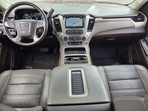 Used 2019 GMC Yukon XL Denali w/ Denali Ultimate Package AWD/4WD image 12