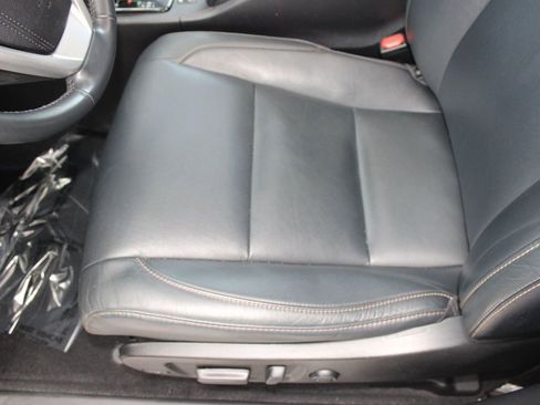 Used 2018 Toyota Highlander XLE image 13