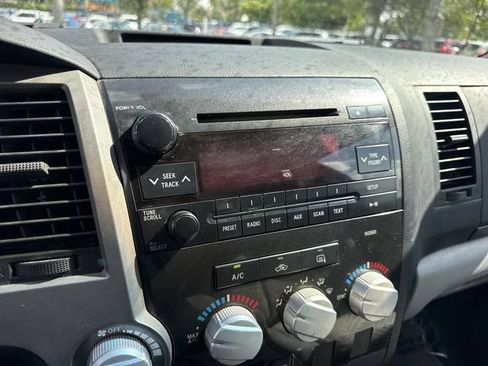 Used 2010 Toyota Tundra 2WD Double Cab image 16